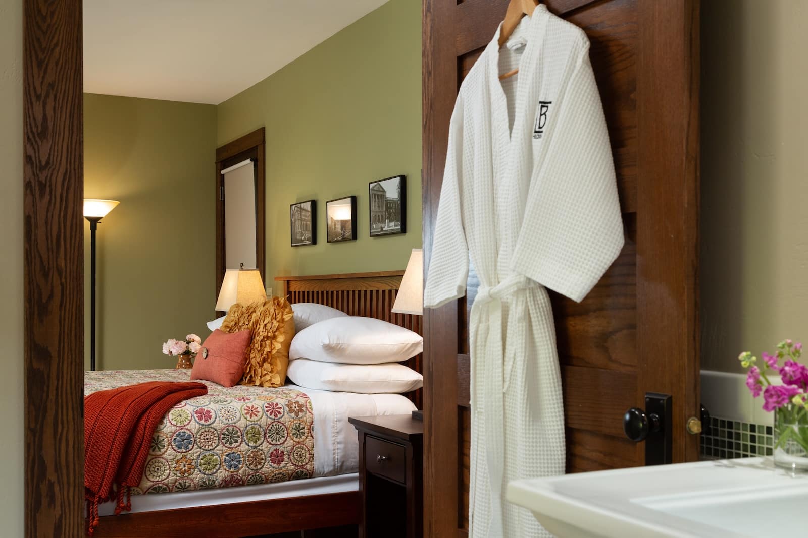 After exploring the best Madison Lakes, retreat to our Wisconsin Bed and Breakfast, one of the guest rooms pictured here